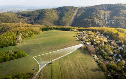 Na predaj rekreačný / investičný pozemok, Kavečany – 4 837 m²