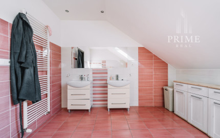 Na predaj 5 izb. Rodinný dom - Malá Vieska, Družstevná pri Hornáde