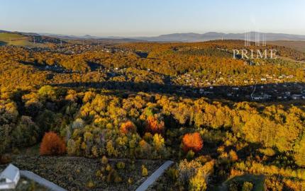 Lukratívne pozemky na predaj v atraktívnej lokalite Bankov – ideálne pre individuálnu rekreáciu a celoročné bývanie