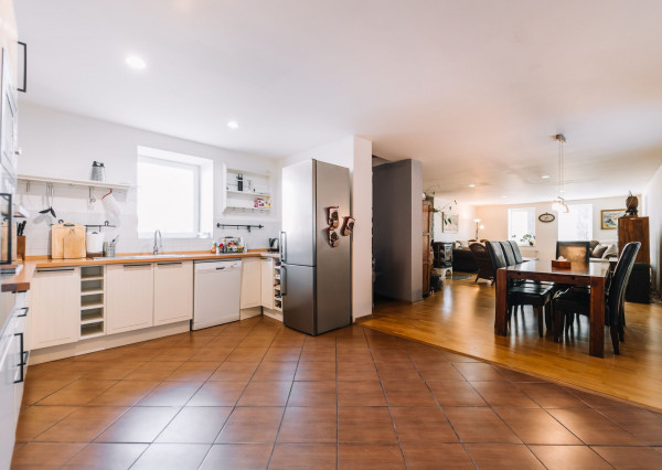 Na predaj 5 izb. Rodinný dom - Malá Vieska, Družstevná pri Hornáde