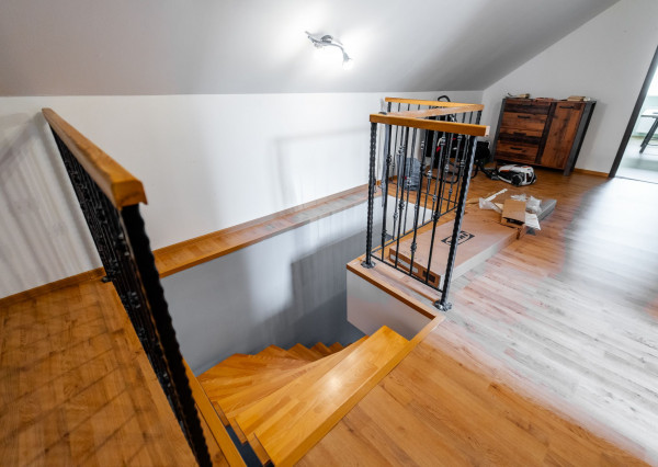 Na predaj 5 izb. Rodinný dom - Malá Vieska, Družstevná pri Hornáde