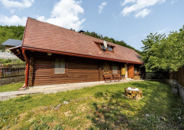 Na predaj zrubová chalupa - Hačava