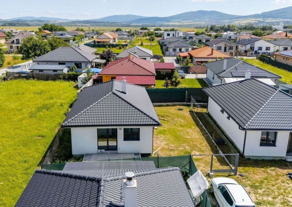 Na predaj novostvba BUNGALOVU - Geča