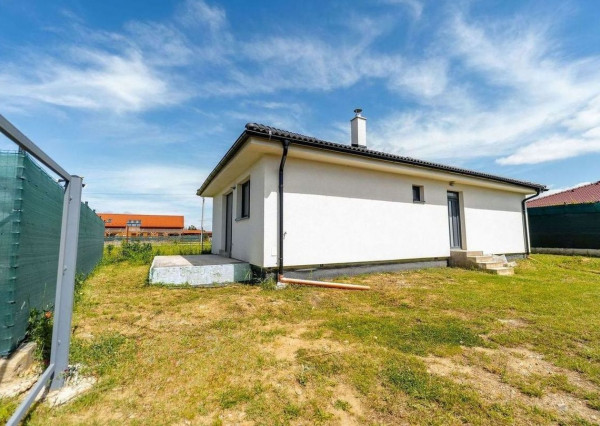 Na predaj novostvba BUNGALOVU - Geča