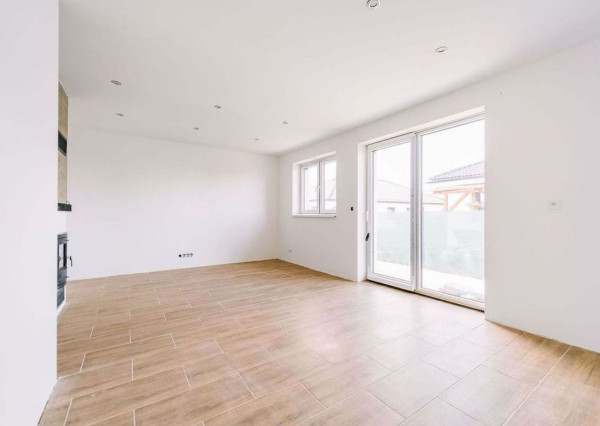 Na predaj novostvba BUNGALOVU - Geča