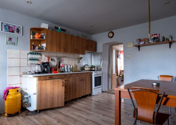 Na predaj rodinný dom s pozemkom, Košice - Poľov