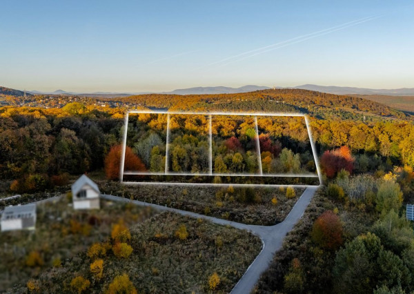 Lukratívne pozemky na predaj v atraktívnej lokalite Bankov – ideálne pre individuálnu rekreáciu a celoročné bývanie