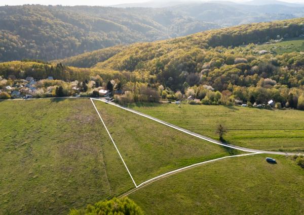 Na predaj rekreačný / investičný pozemok, Kavečany – 4 837 m²