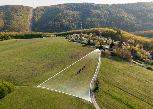 Na predaj rekreačný / investičný pozemok, Kavečany – 4 837 m²