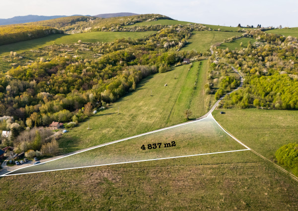 Na predaj rekreačný / investičný pozemok, Kavečany – 4 837 m²