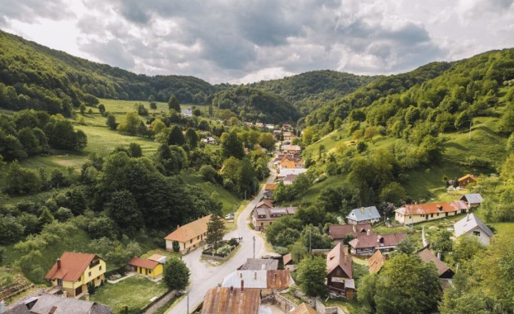 Na predaj zrubová chalupa - Hačava - fotografia 14