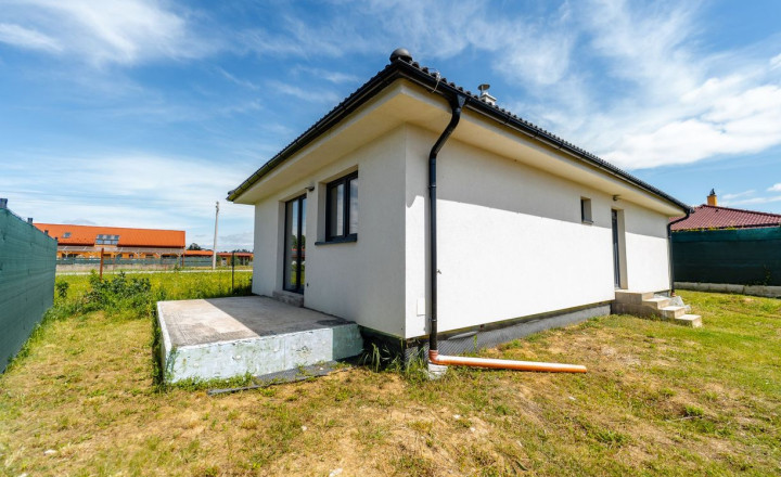 NA PREDAJ 3,5 izbová novostavba Rodinného domu v Geči- BUNGALOV - REZERVOVANÉ - fotografia 3