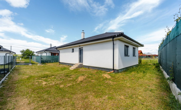 NA PREDAJ 3,5 izbová novostavba Rodinného domu v Geči- BUNGALOV - REZERVOVANÉ - fotografia 4
