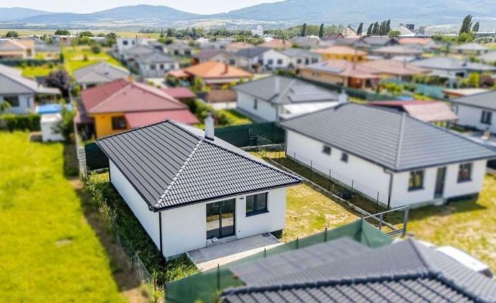 Na predaj novostvba BUNGALOVU - Geča - fotografia 3