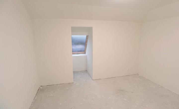 Na predaj trojpodlažný rodinný dom- Vyšná úvrať, Košice- Slivník - fotografia 14