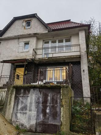 Na predaj trojpodlažný rodinný dom- Vyšná úvrať, Košice- Slivník - fotografia 17